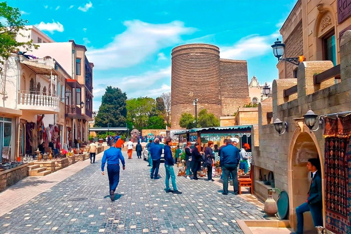 Azərbaycana gələn turistlərin sayı niyə azalıb? [[- AÇIQLANDI]]