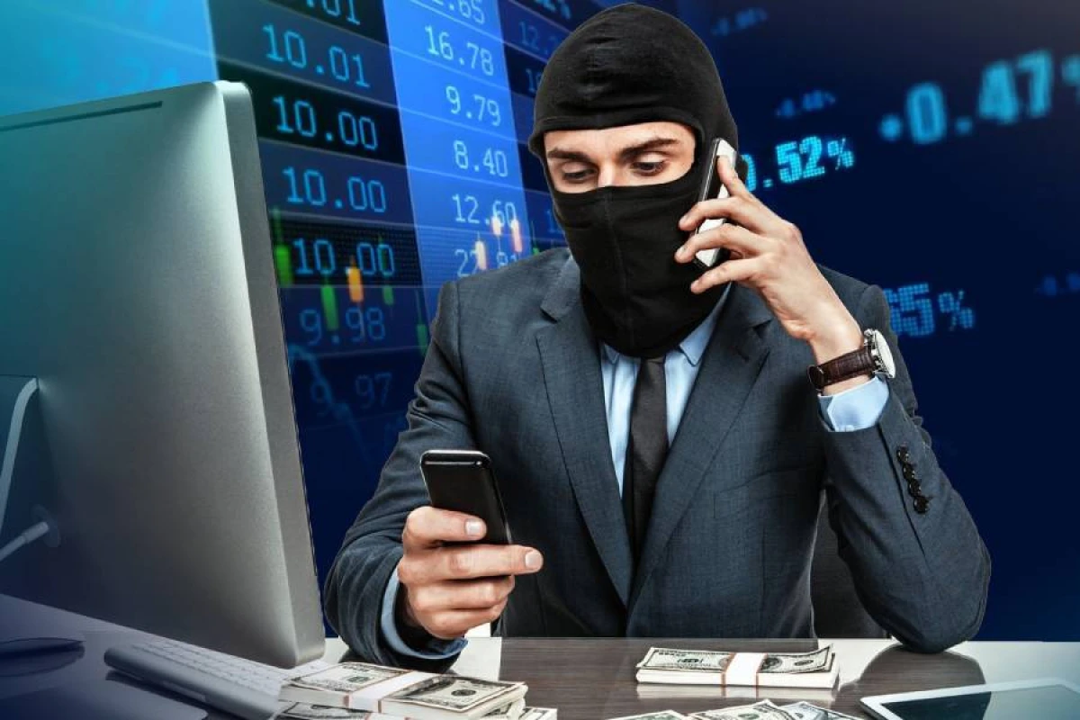 Ötən il bank kartlarından [[22 milyon manat]] pul oğurlanıb