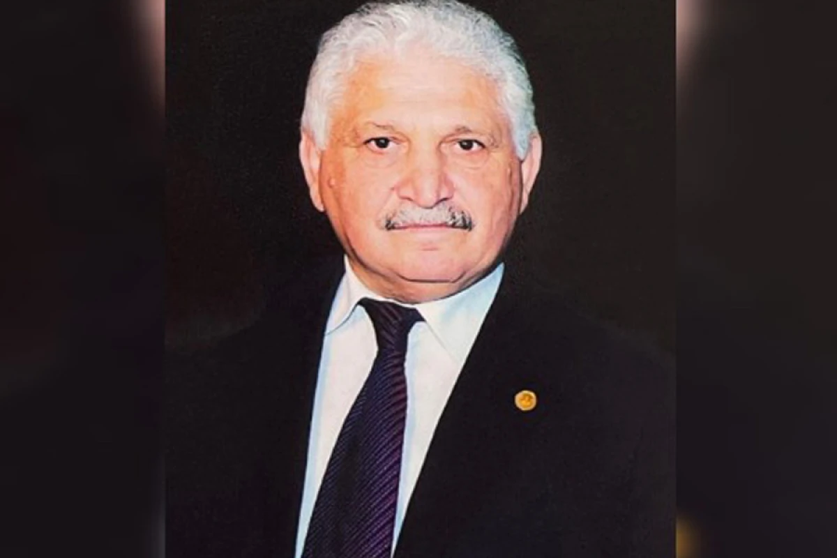 [[Cavanşir Qurbanov]] vəfat etdi