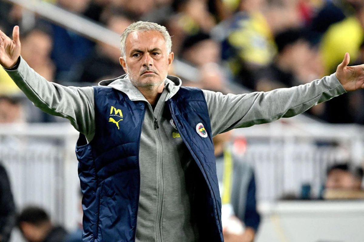 Mourinyo [[gələcəyi ilə bağlı]] qərar verdi