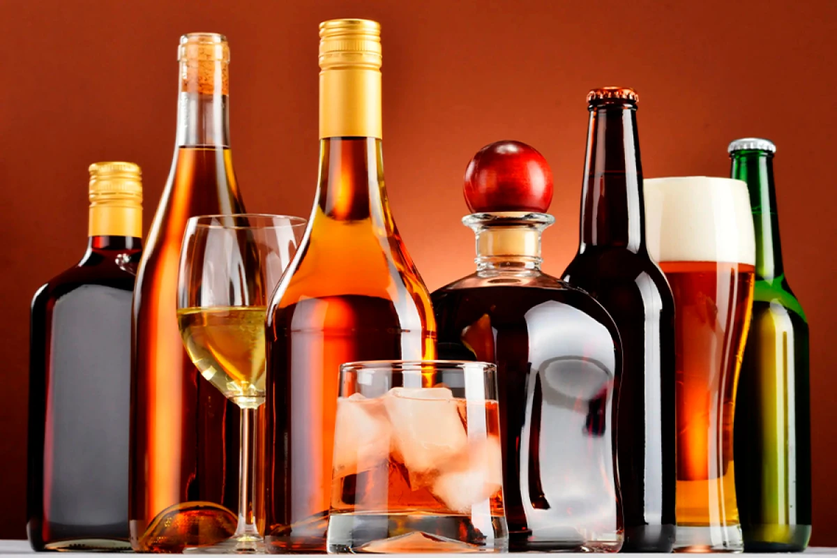 Alkoqollu içkilərin [[pərakəndə satışına dair]] minimum qiymətlər təsdiqləndi