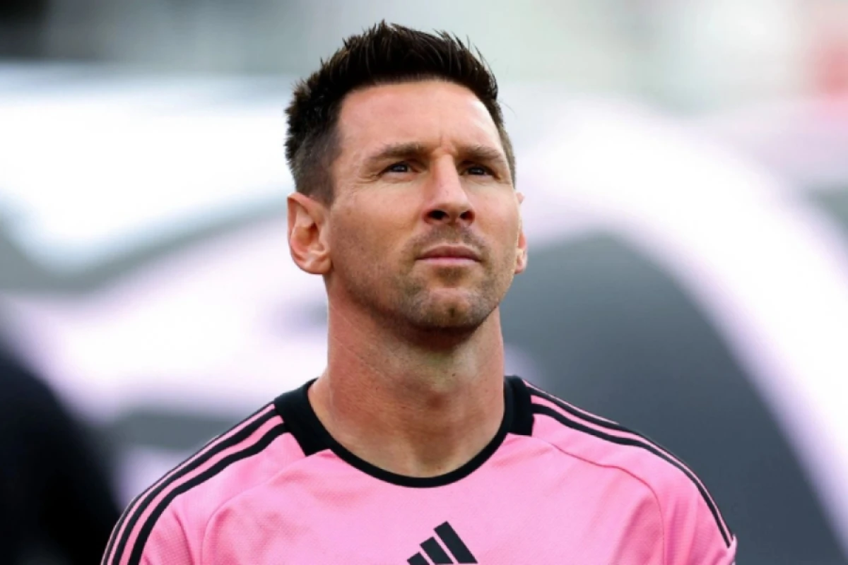 Messi Ronaldinyonu ötdü