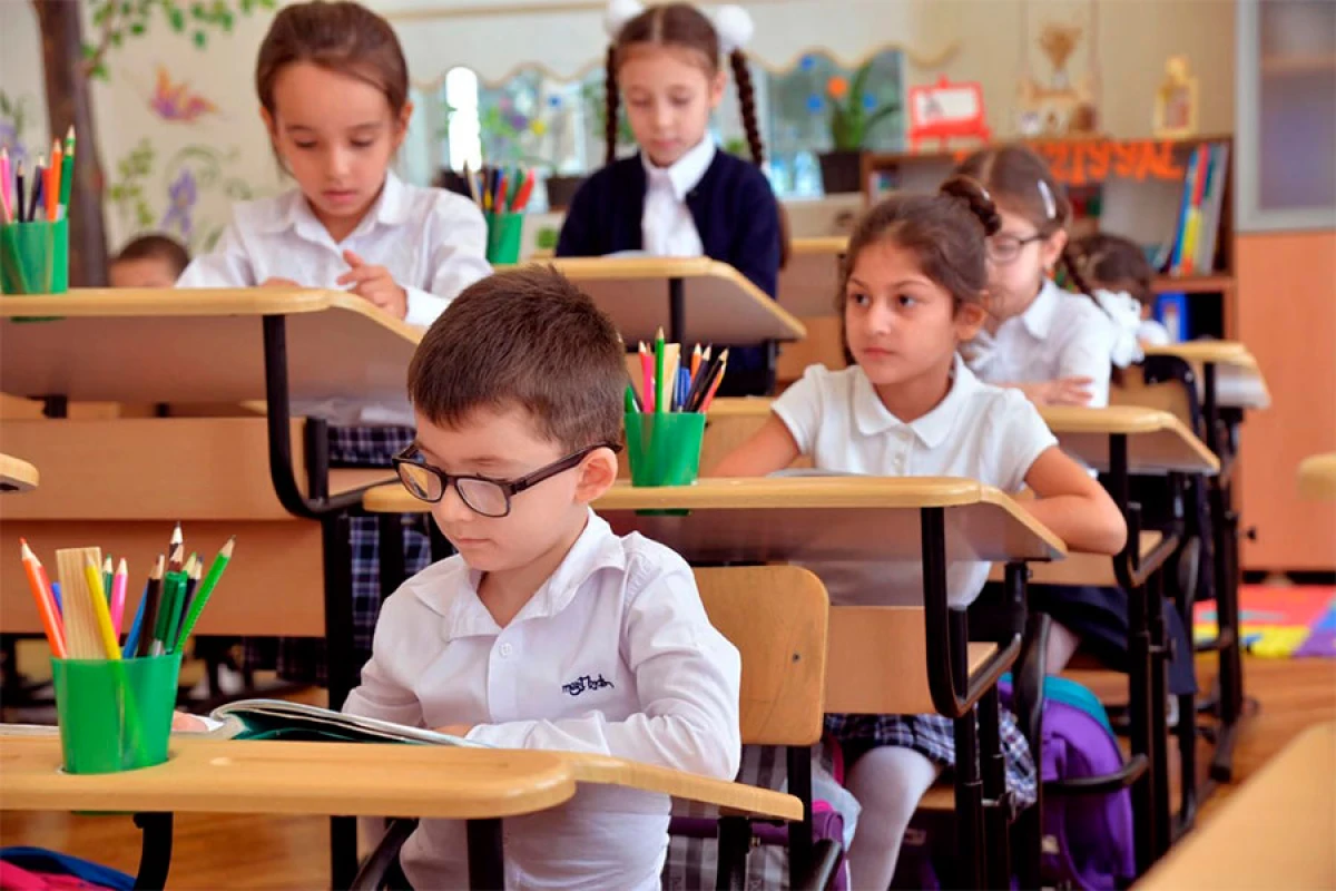 Şagirdlərin [[yerdəyişməsi]] müvəqqəti dayandırılır
