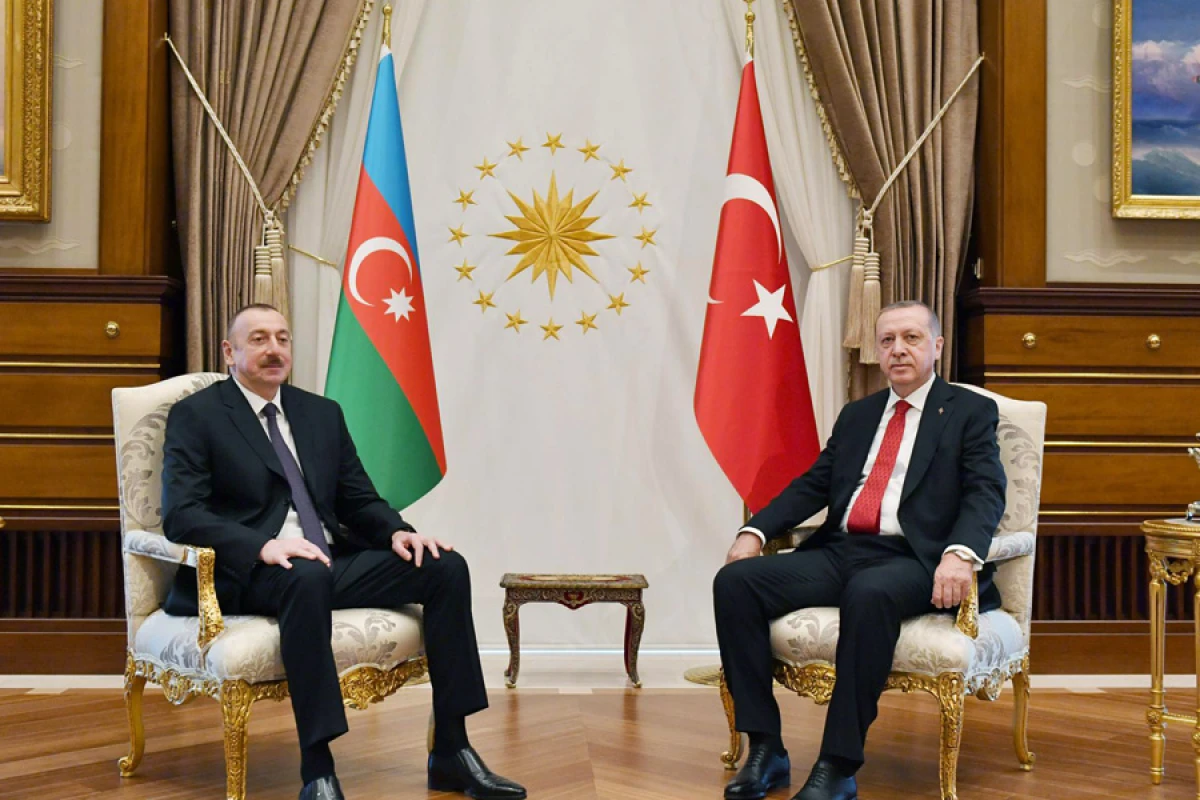 Ərdoğan İlham Əliyevi Müstəqillik Günü münasibətilə təbrik etdi