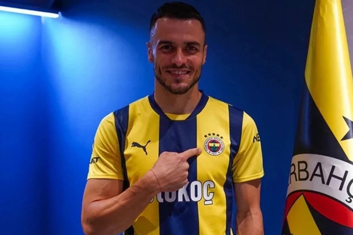Serbiyalı futbolçu [[“Fənərbağça”dan ayrılacaq]]