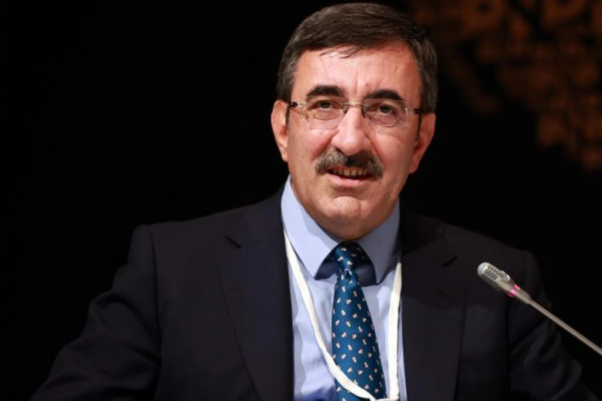 [[Cevdet Yılmaz]] Azərbaycanı təbrik etdi