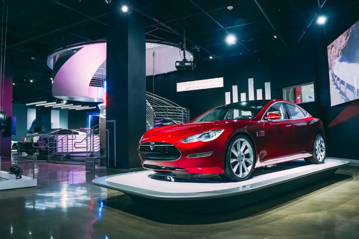 Avropada "Tesla" satışları kəskin azaldı
