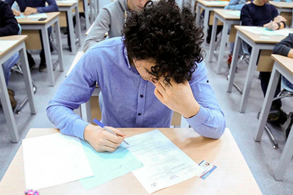 İmtahanda uğursuz nəticə göstərən şagirdlərlə necə davranmalıyıq? [[– Psixoloq rəyi]]