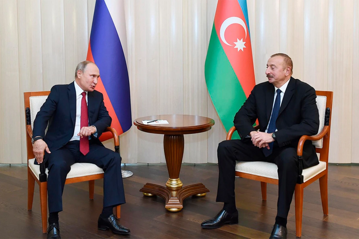 Vladimir Putin [[Prezident İlham Əliyevi]] təbrik etdi
