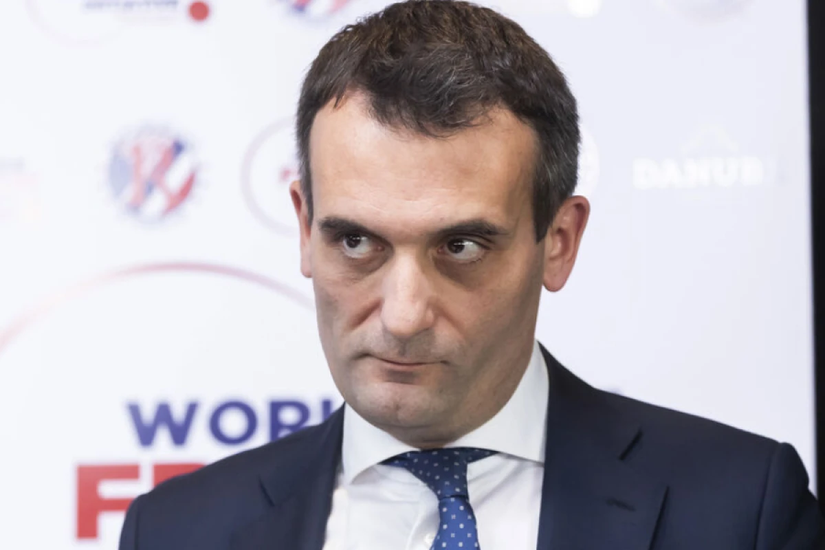 [[Fransa siyasətçisi:]] “Merts müharibə yönümlü mövqe tutur”