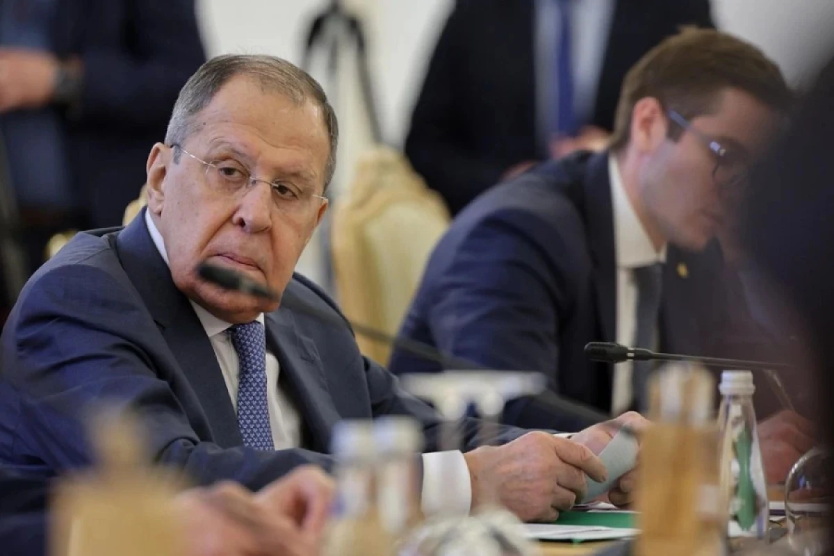 [[Lavrov:]] “Ukraynada rus dili sıxışdırılır”