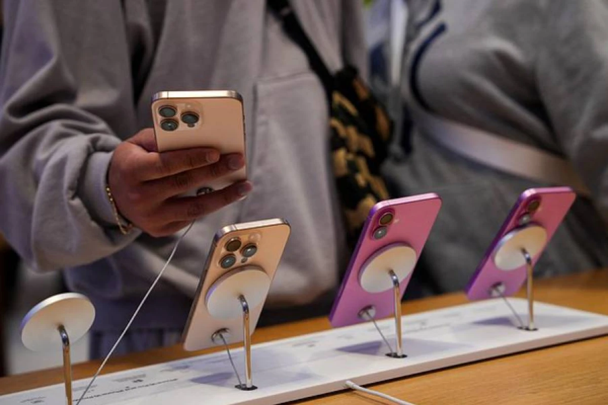 "iPhone 17"də [[ekran ölçüsü]] artırılacaq