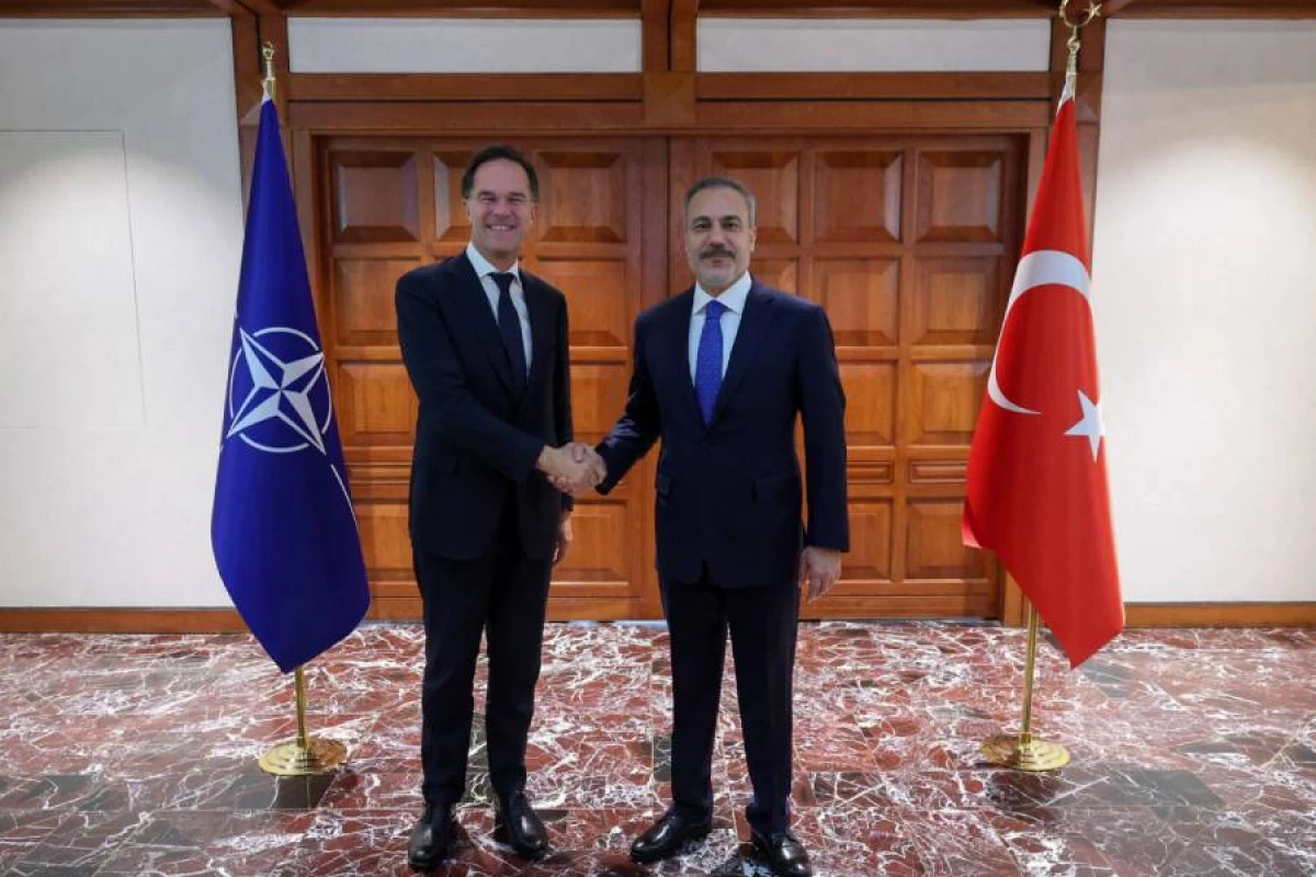 Türkiyə və NATO Ukrayna münaqişəsinin həllini müzakirə etdi
