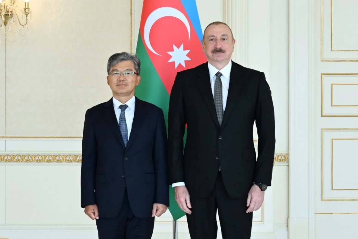 [[İlham Əliyev]] Koreyanın Azərbaycanda yeni təyin olunmuş səfirinin etimadnaməsini qəbul etdi