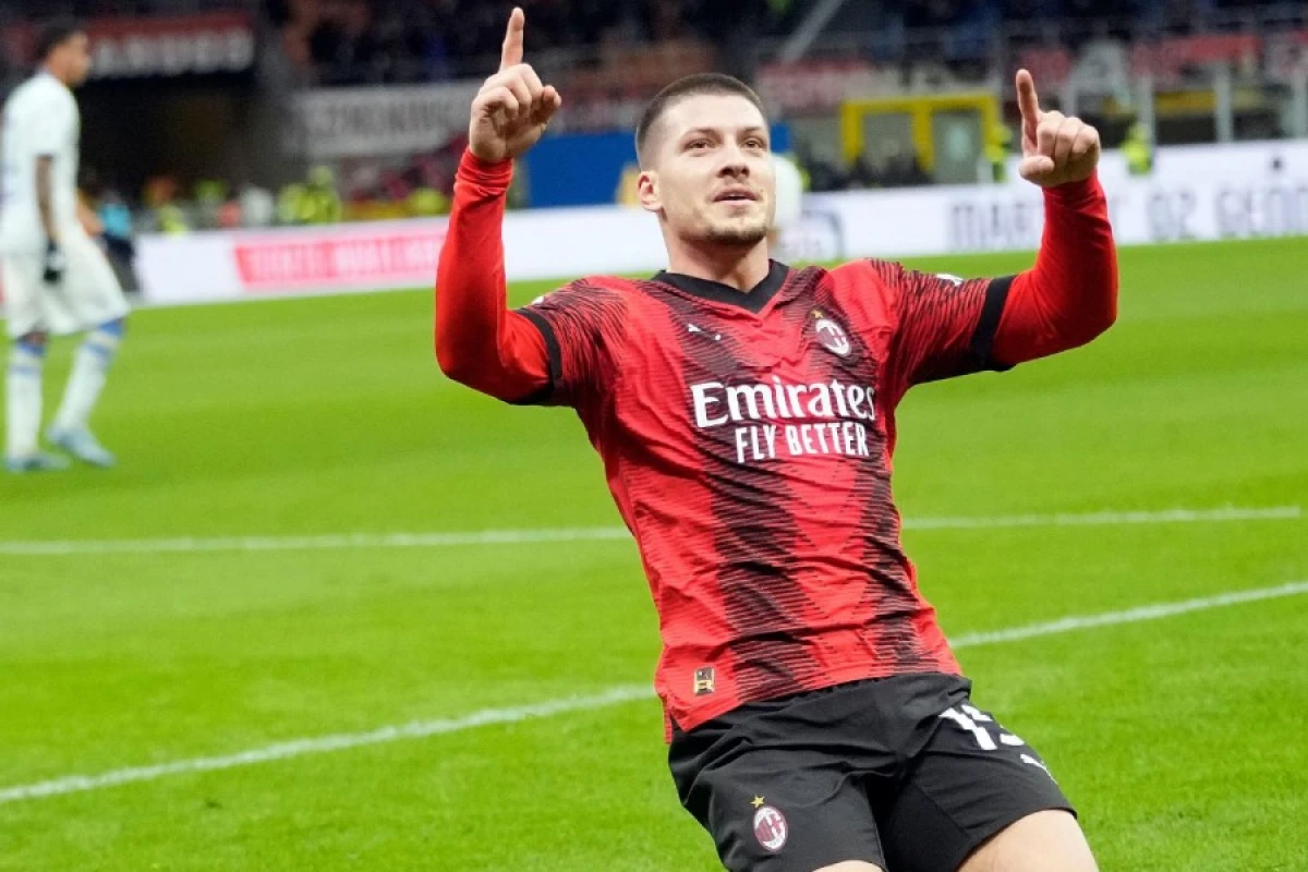 “Milan”da ayrılıq