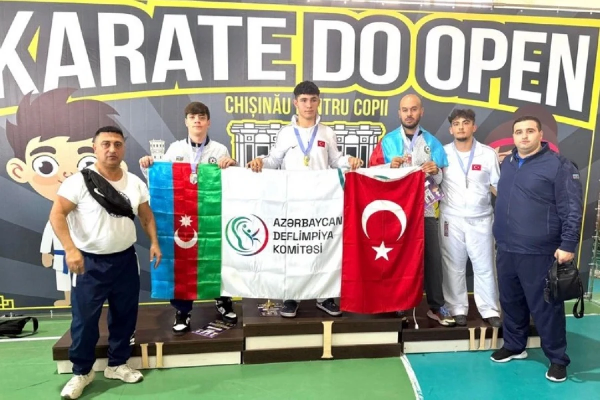 Karateçilərimizdən medal sevinci