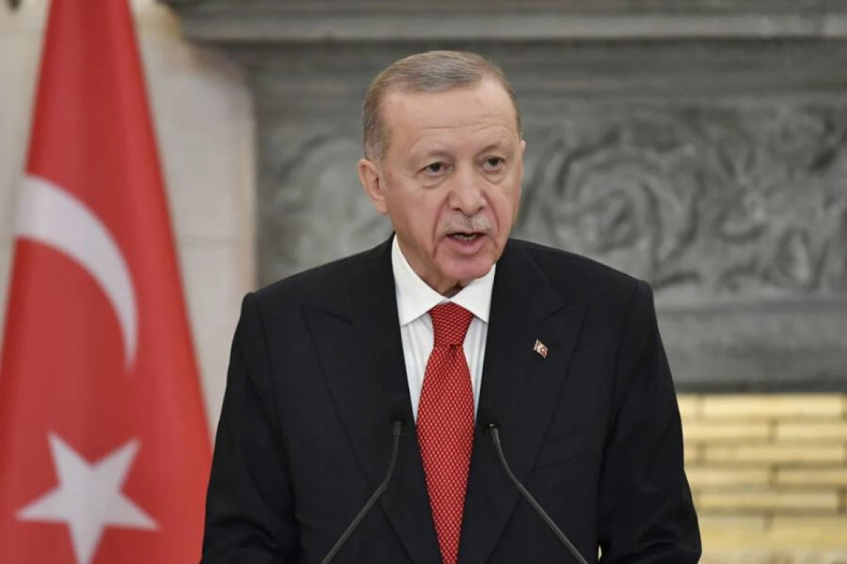 Ərdoğan [[“telefon diplomatiyası”]] aparır