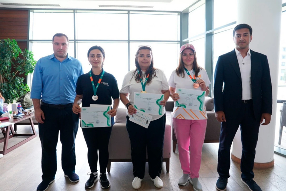 FHN-in əməkdaşı [[qolf yarışında]] qızıl medal qazandı