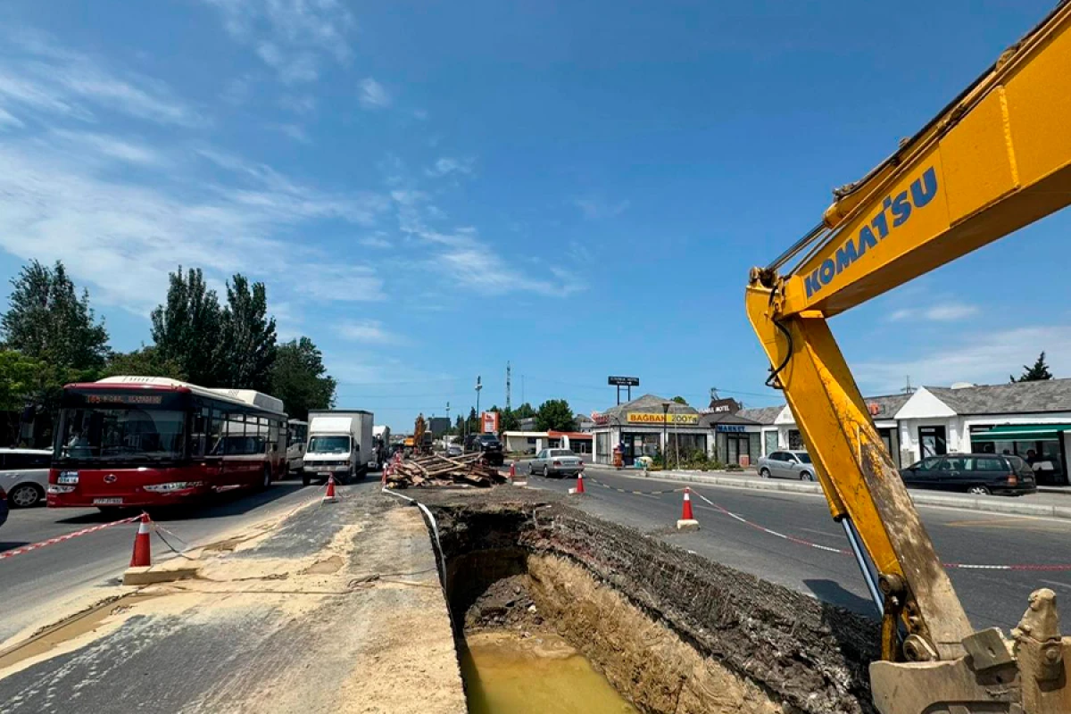 Bir sıra avtobusların hərəkət intervallarında [[ləngimələr var]]