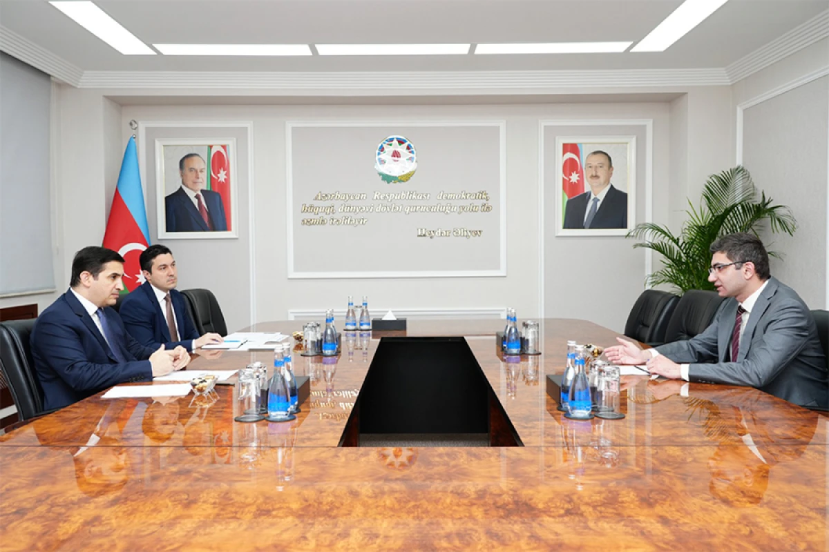 Fərid Əhmədov [[“Yüksəliş” müsabiqəsinin qalibləri ilə]] görüşdü