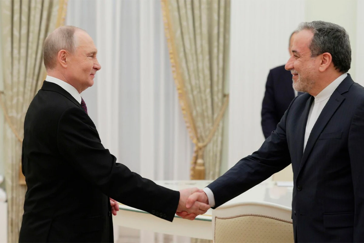 Əraqçinin Moskva səfəri: [[Putin İrana nələr vəd edəcək?]]