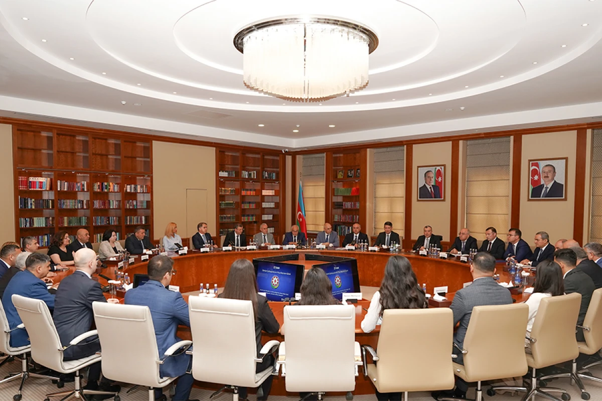 Maliyyə Nazirliyində [[dövlət qulluğuna qəbul olunan]] əməkdaşların andiçmə mərasimi keçirildi