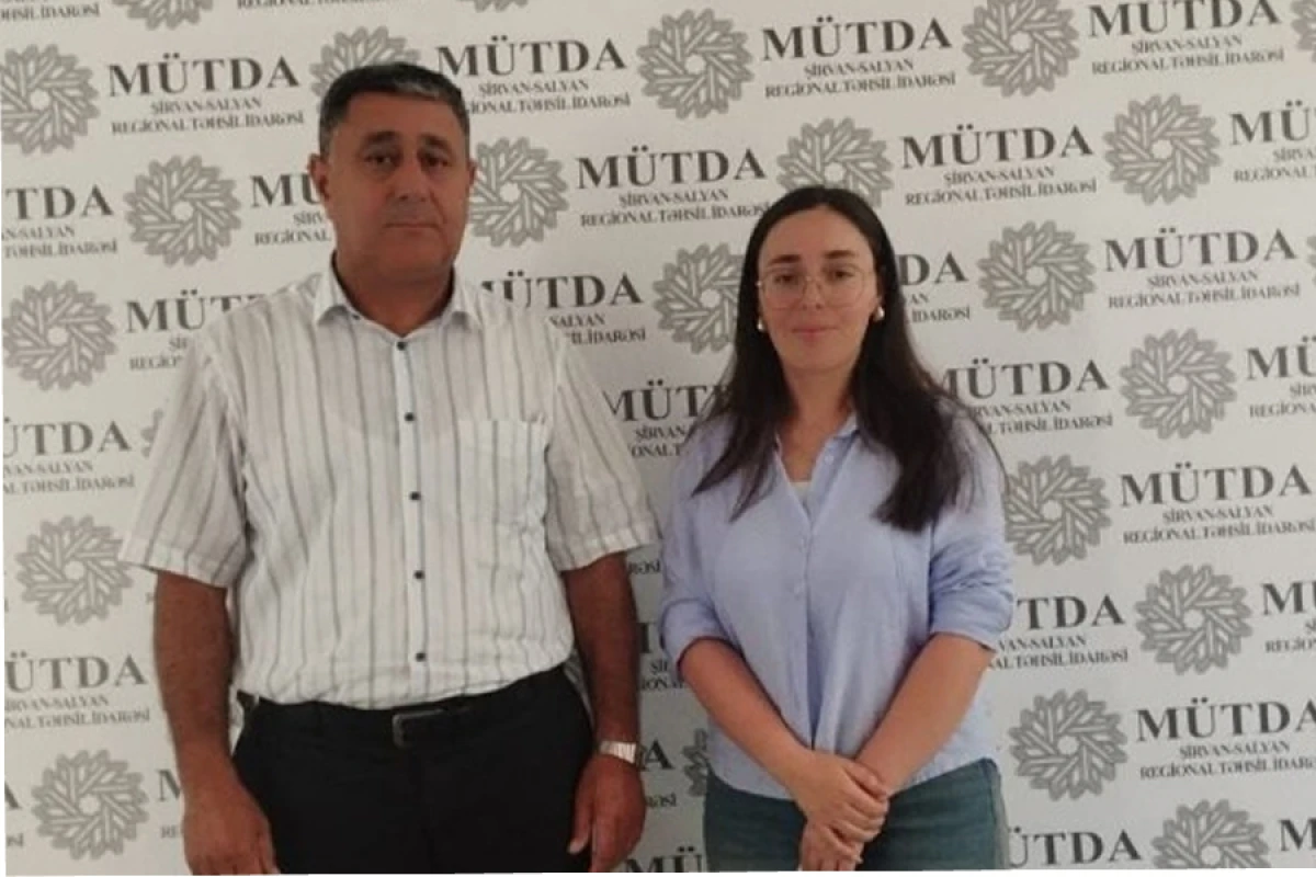 [[Ata və qızı]] imtahanda yüksək bal topladı