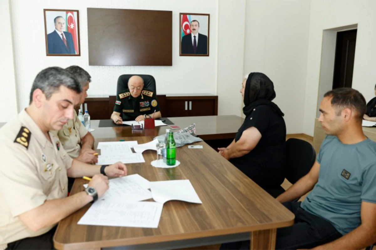 Kəmaləddin Heydərov [[Şamaxıda]] vətəndaşları qəbul etdi
