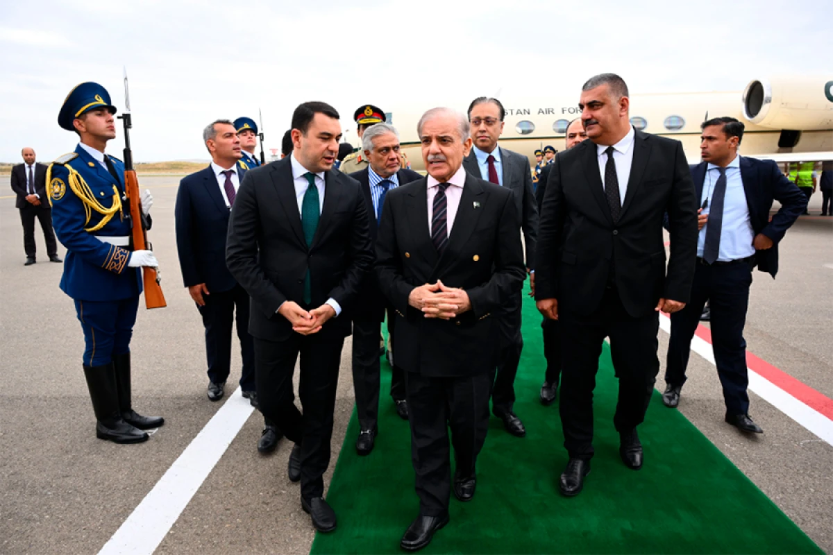 Pakistanın Baş naziri [[Məhəmməd Şahbaz Şərifin]] Azərbaycana səfəri başladı