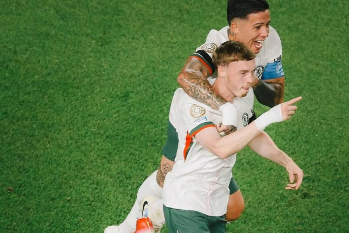 "Çelsi" klublararası dünya çempionatının [[yarımfinalına yüksəldi]]