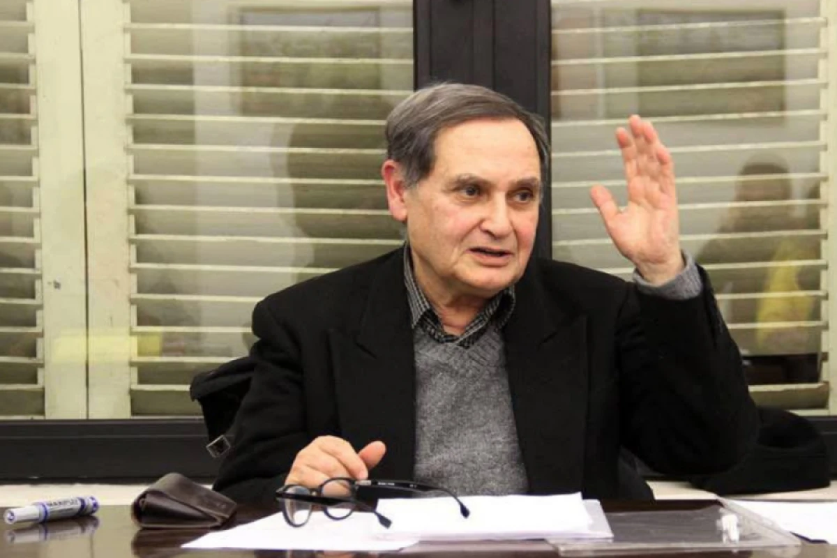 Professor [[Rəhman Bədəlov]] vəfat etdi