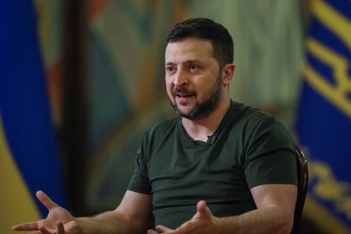 [[Zelenski:]] "Rusiya doğum xəstəxanası vurdu"