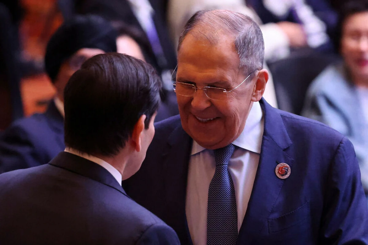 Lavrov [[Pekinə]] gəldi