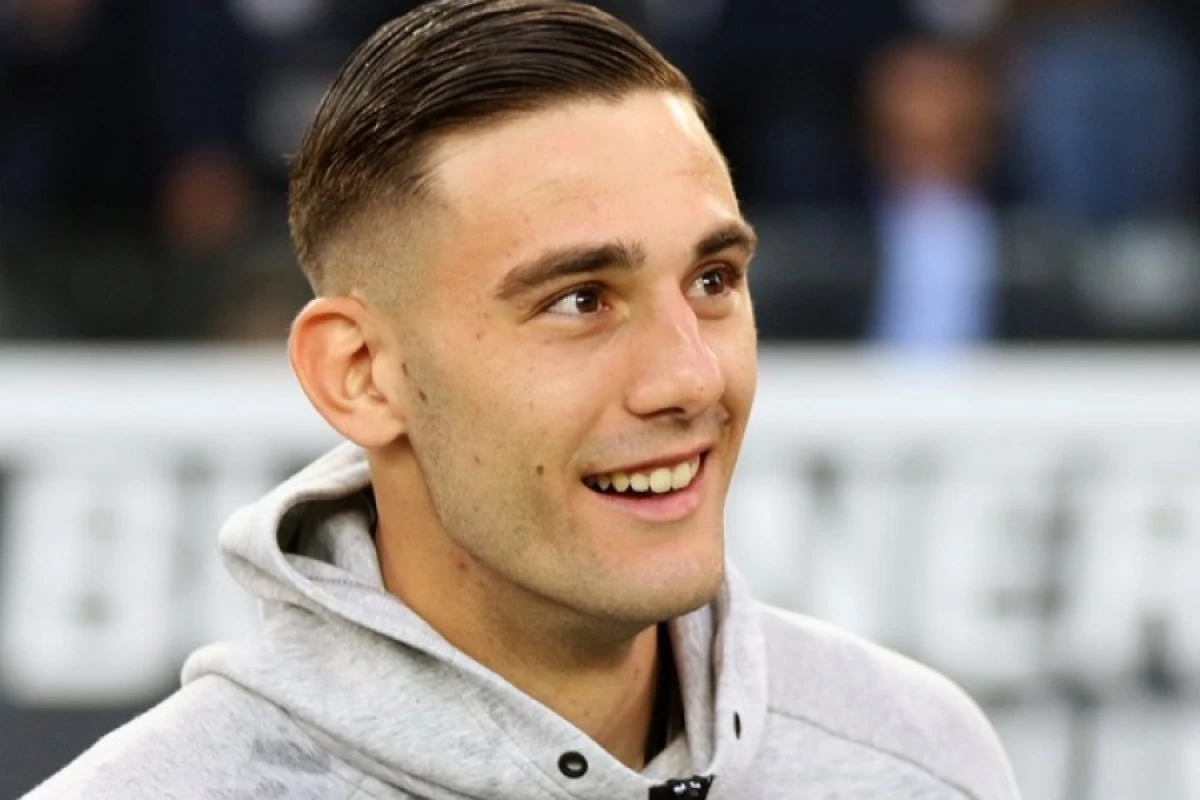 İtaliyalı futbolçu [["Napoli"yə transfer]] oluna bilər