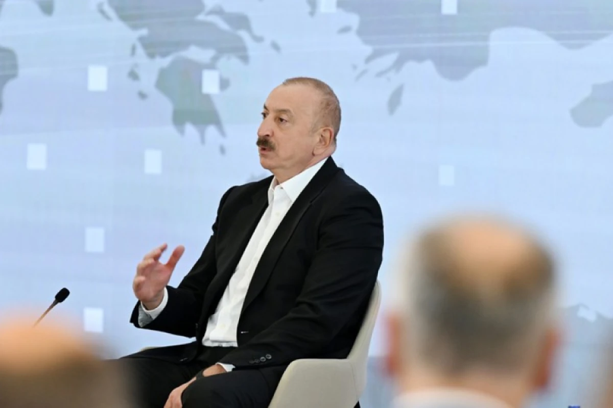 [[İlham Əliyev:]]  "Ermənistanın tranzit ölkəyə çevrilməsi şansı sıfıra düşür"