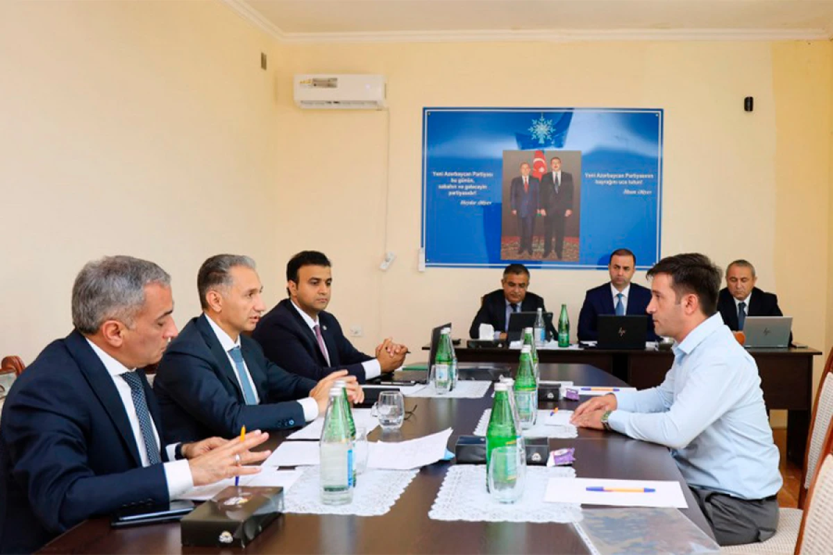 [[Rəşad Nəbiyev]] Füzulidə vətəndaşları qəbul etdi