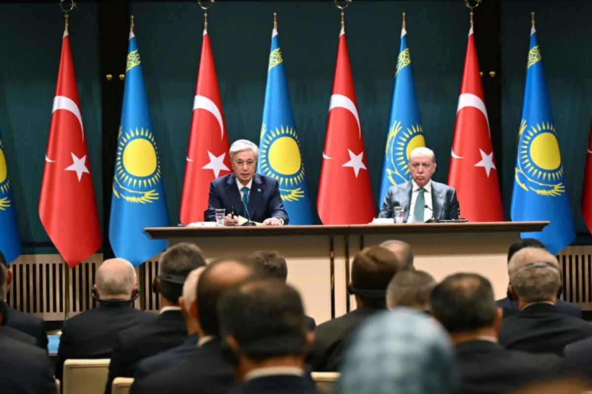 [[Tokayev Ərdoğanı]] ölkəsinə dəvət etdi