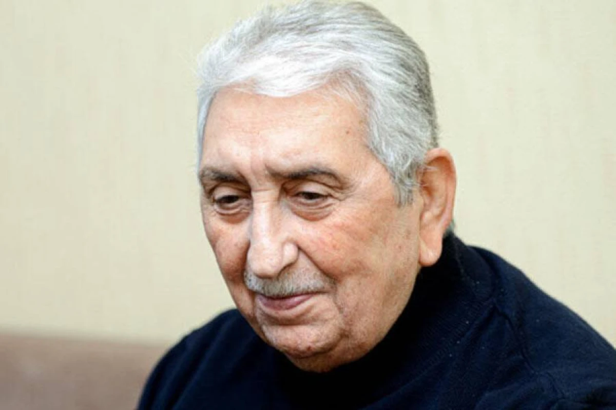 Arif Babayev [[vəfat etdi]]