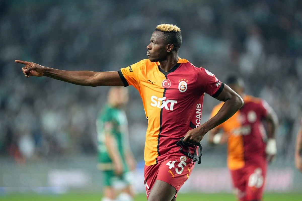 “Qalatasaray” Osimhenə [[sahib çıxdı]]