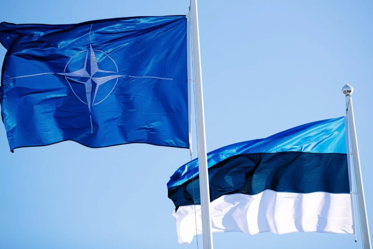NATO Estoniyaya [[qırıcılar yerləşdirəcək]]