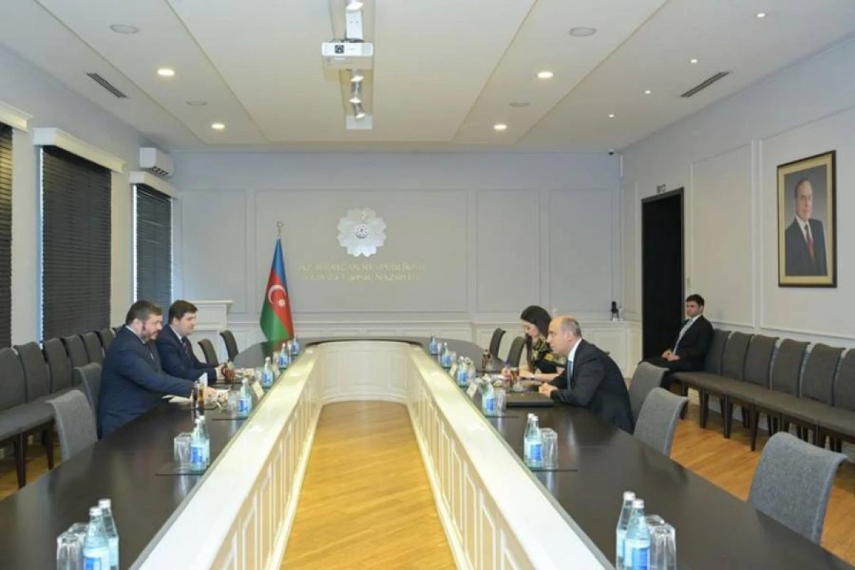 Emin Əmrullayev Ukraynanın Azərbaycandakı səfiri ilə görüşdü