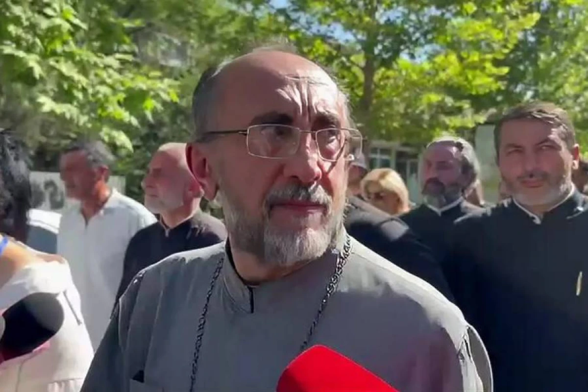 Arxiyepiskop Adjapaxyanın işi məhkəməyə verildi