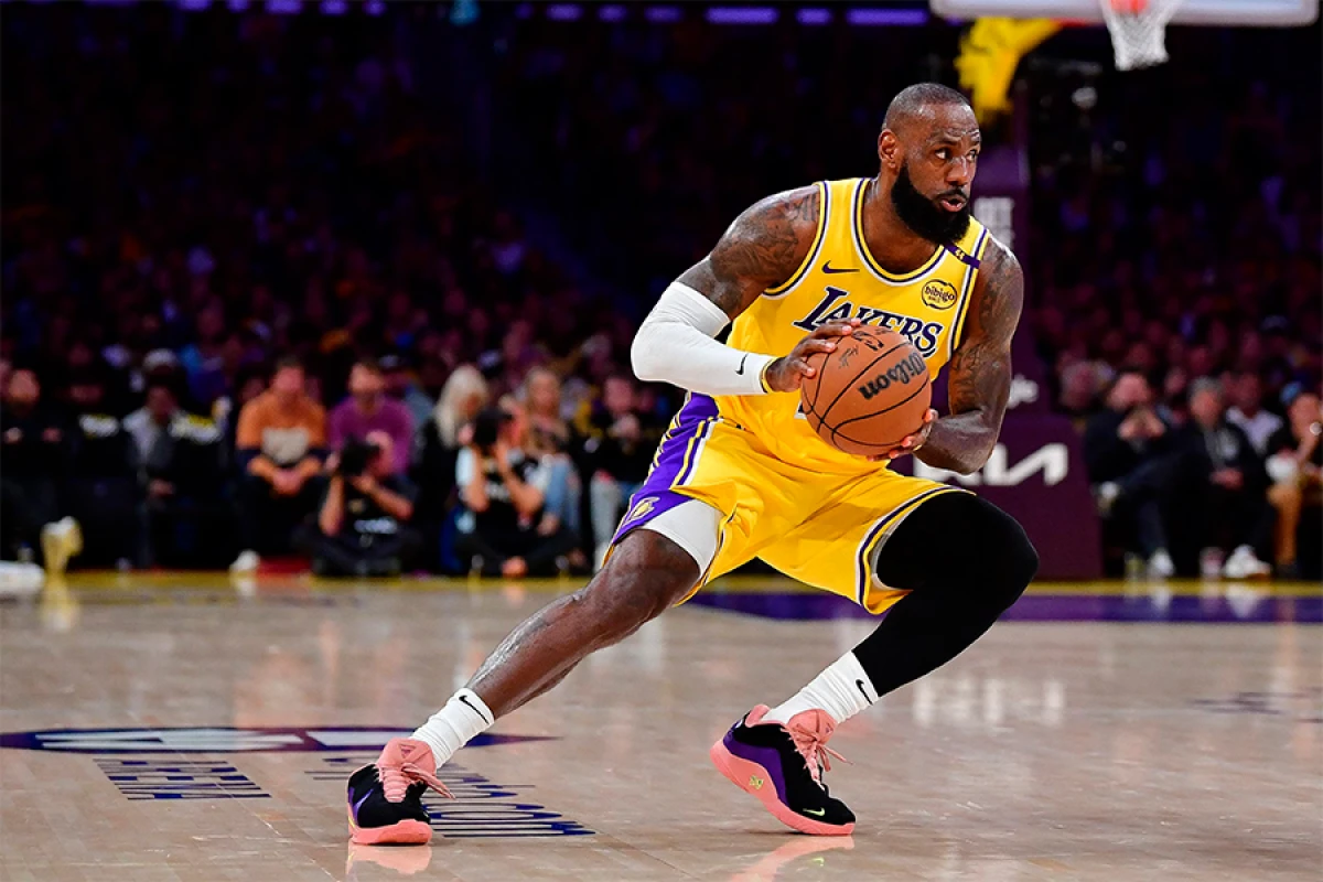 LeBron Ceyms [["Los-Anceles Leykers”dən]] ayrılır?