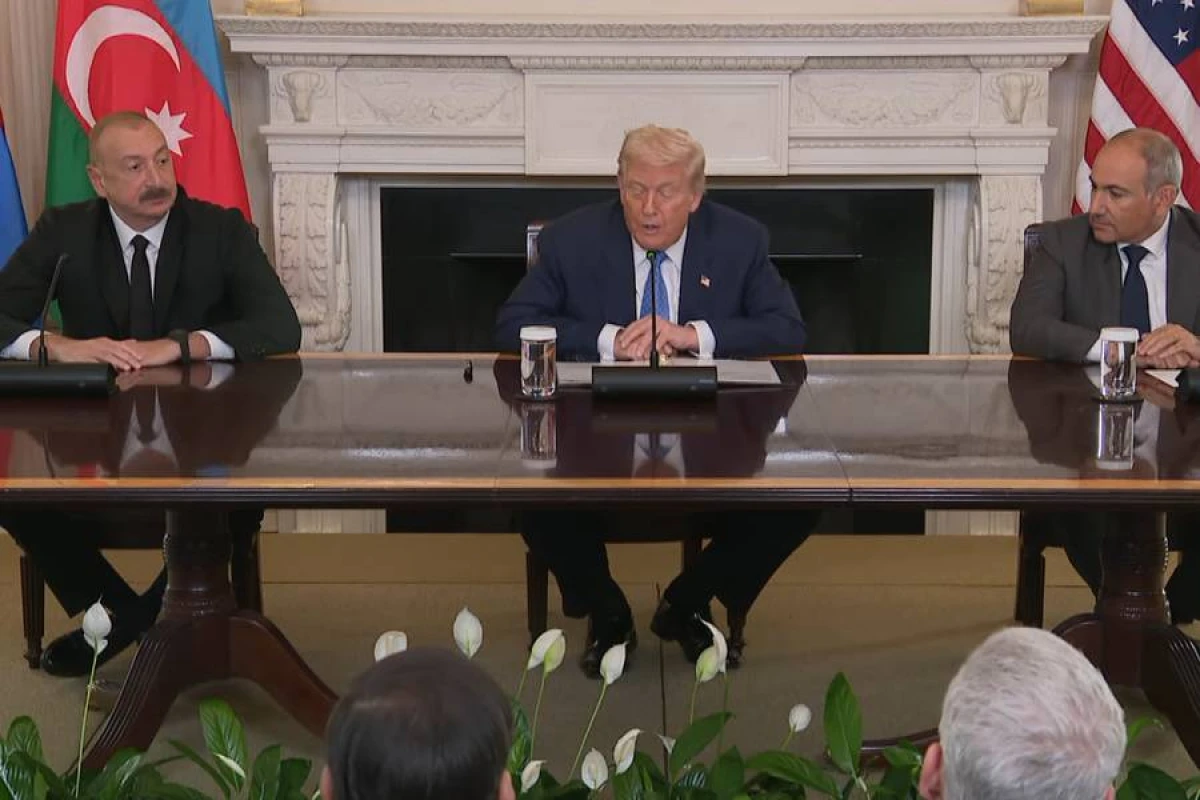 [[Tramp:]] "İnanıram ki, bundan sonra münasibətlər əla olacaq"