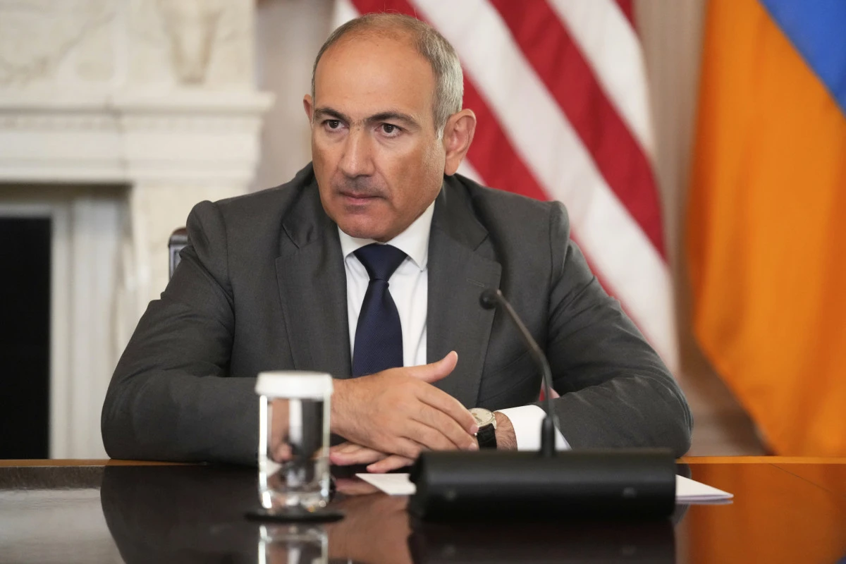 Paşinyan Vaşinqton görüşü ilə bağlı [[paylaşım etdi]]