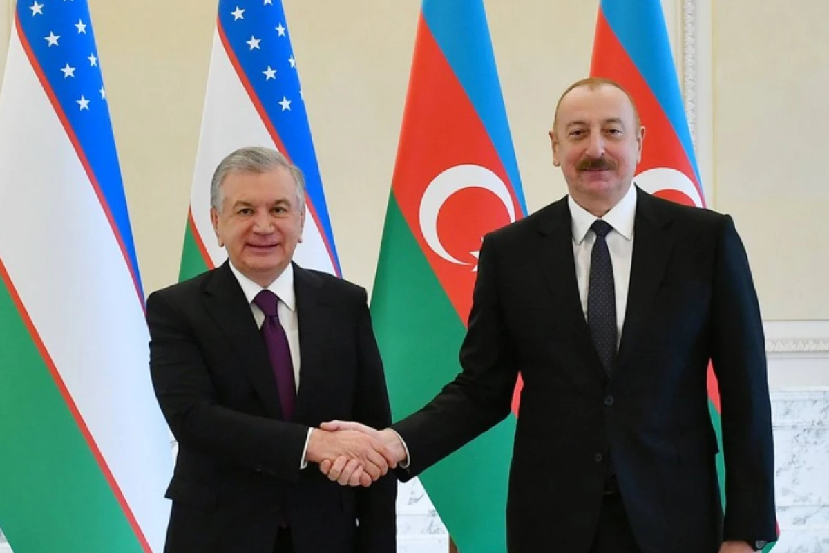[[İlham Əliyev]] Şavkat Mirziyoyevə zəng etdi