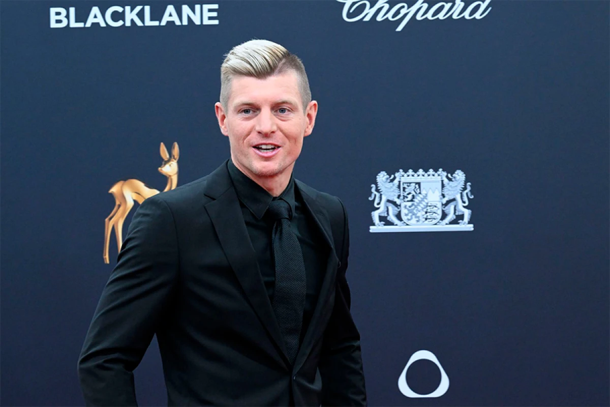 [[Toni Kroos:]] “Futbol tarixinin ən yaxşı qapıçısı Noyerdir”