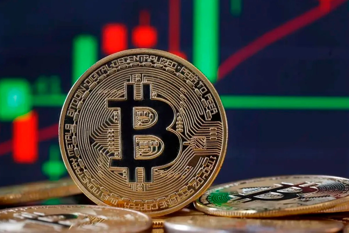 Bitcoin [[bahalaşdı]]