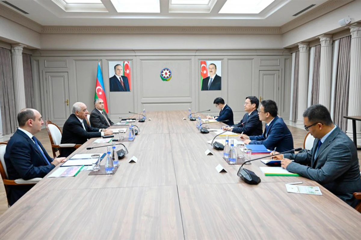 [[Əli Əsədov]] Çin Yol və Körpü Korporasiyasının prezidenti ilə görüşdü