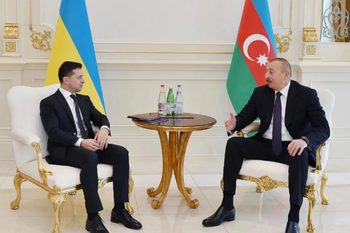 [[Prezident İlham Əliyev]] Ukrayna liderini təbrik etdi